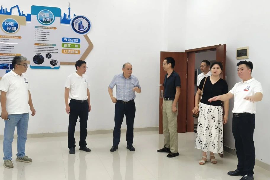 1753067863893427.jpg 45a0a70f45cd949c729ea5dfc1bea935.jpg